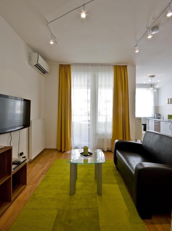 بودابست Corvin Lux Aparthotel الغرفة الصورة