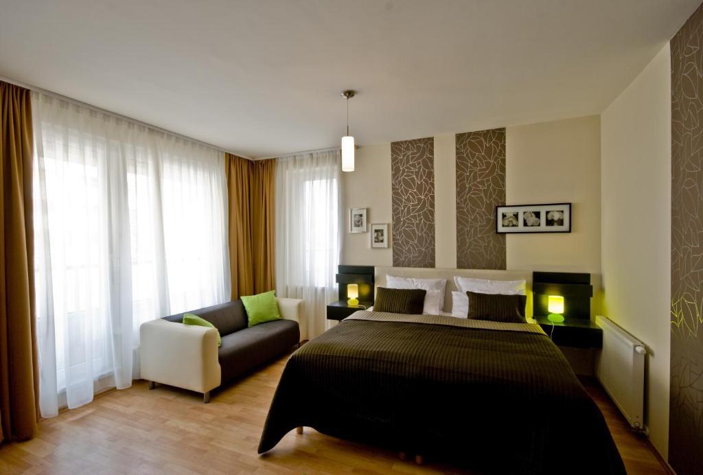 بودابست Corvin Lux Aparthotel الغرفة الصورة